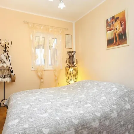 Apartments By The Sea Rastici, Ciovo - 5234