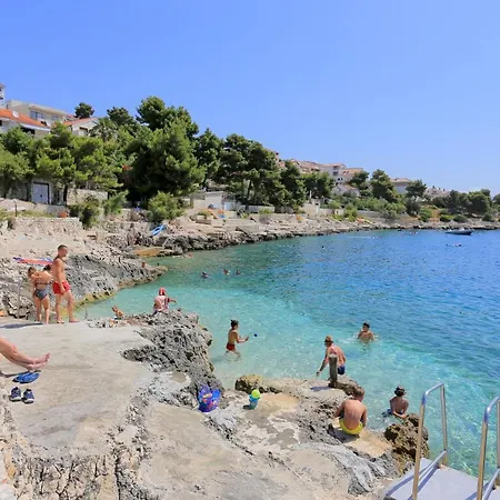 Apartman Apartments By The Sea Rastici, Ciovo - 5234