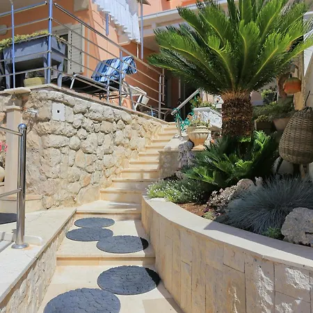 Appartement By The Sea Rastici, Ciovo - 5234